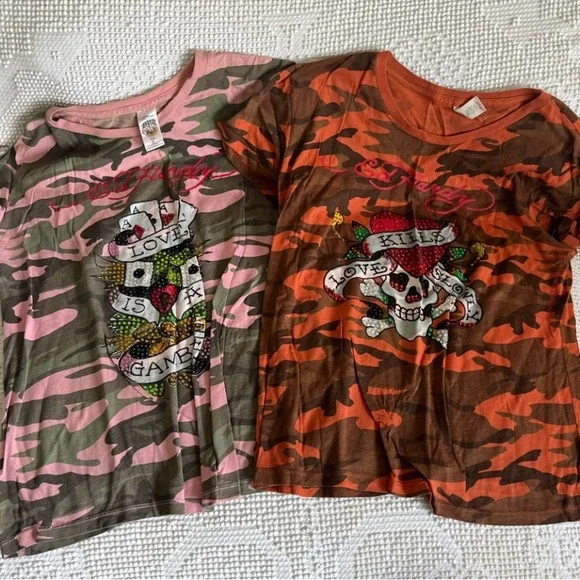 Vintage ED HARDY top Love Is A Gamble BLING cards pink camo Y2K era - Picture 7 of 7